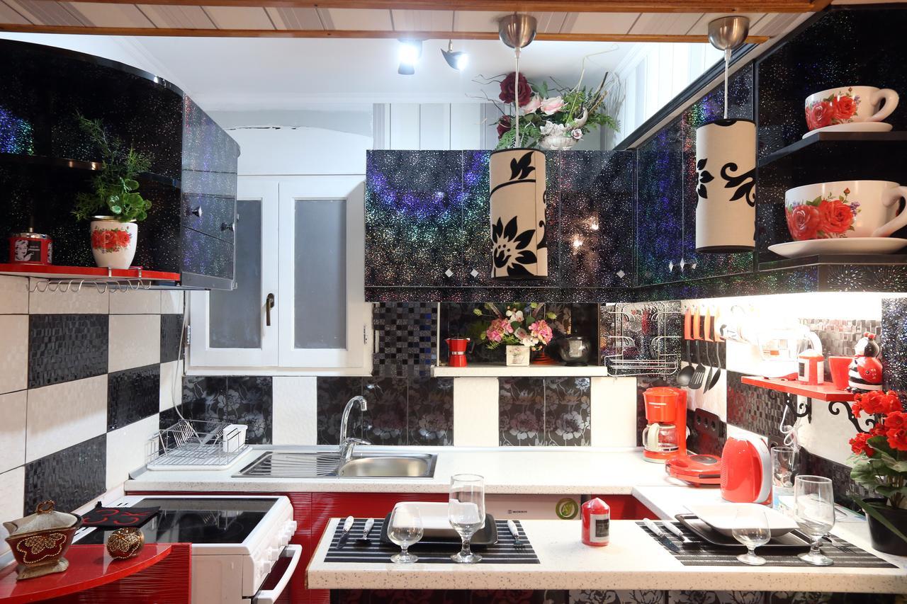 Pento Apartment *